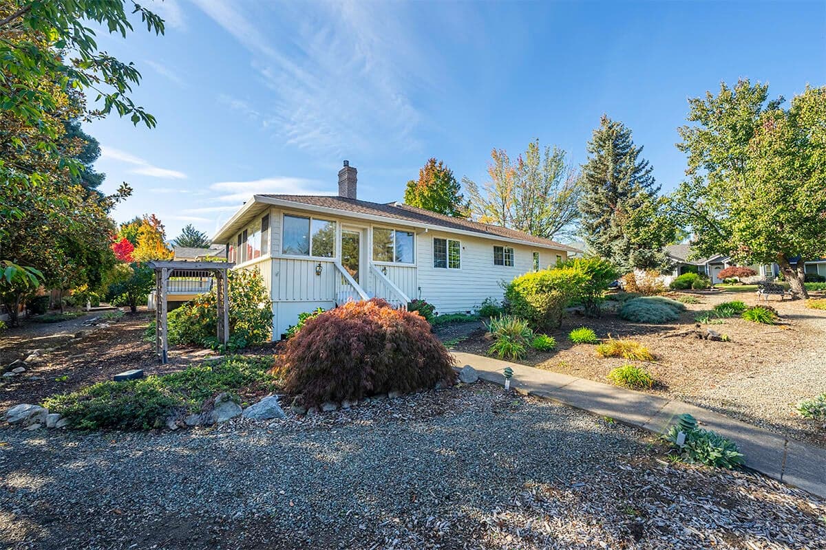 Photo of 938 Cypress Point 2 of 29