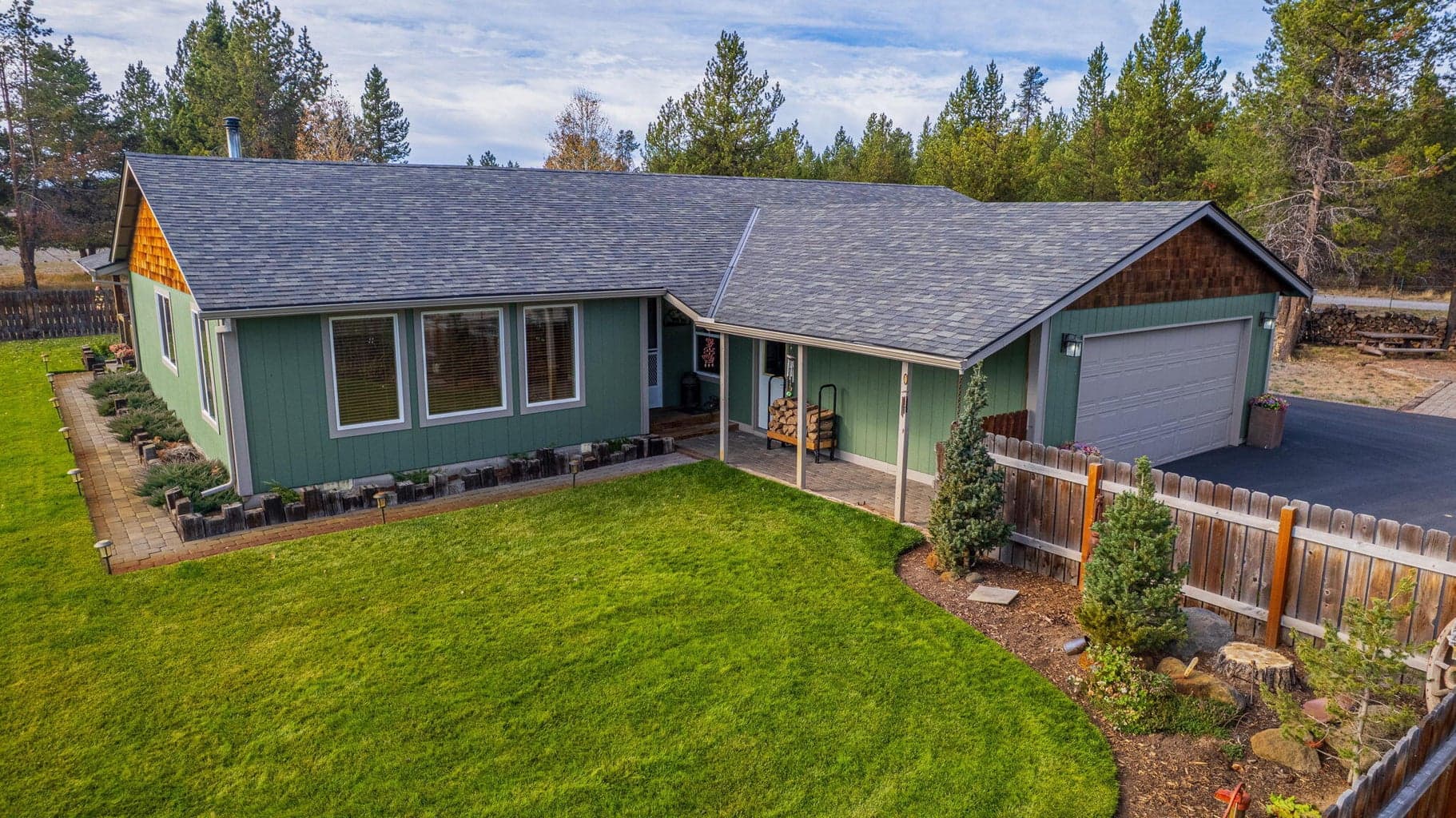 Photo of 16255 Paulina View 4 of 70