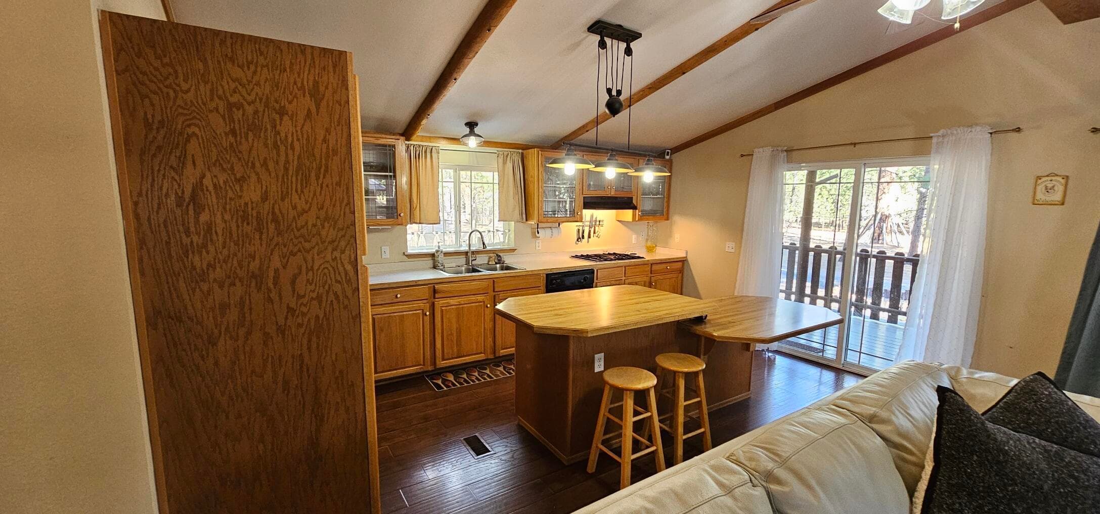 Photo of 14973 Ponderosa Loop 11 of 40
