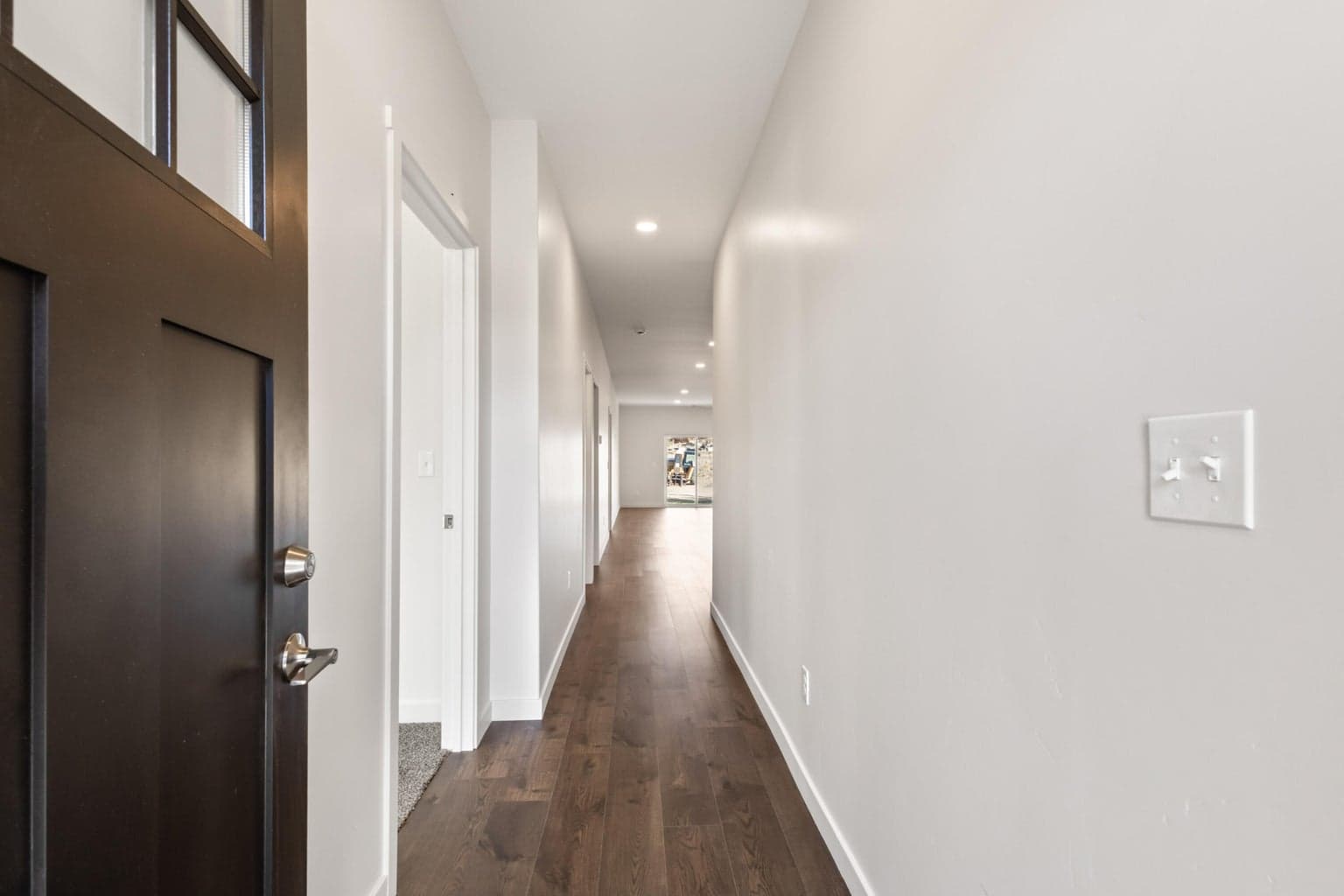Photo of 147 16th 2 of 44