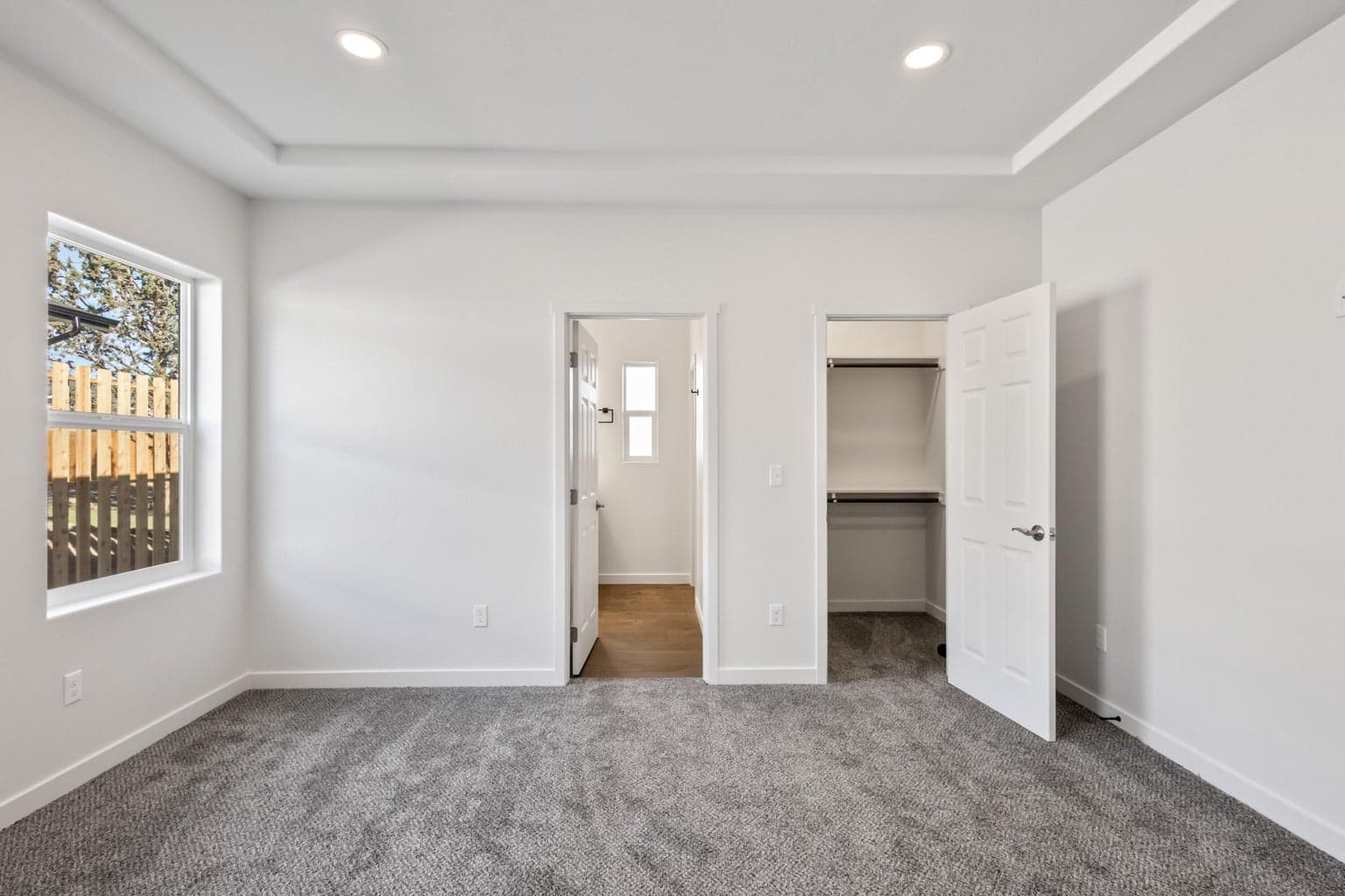 Photo of 147 SE 16th Street 18 of 44