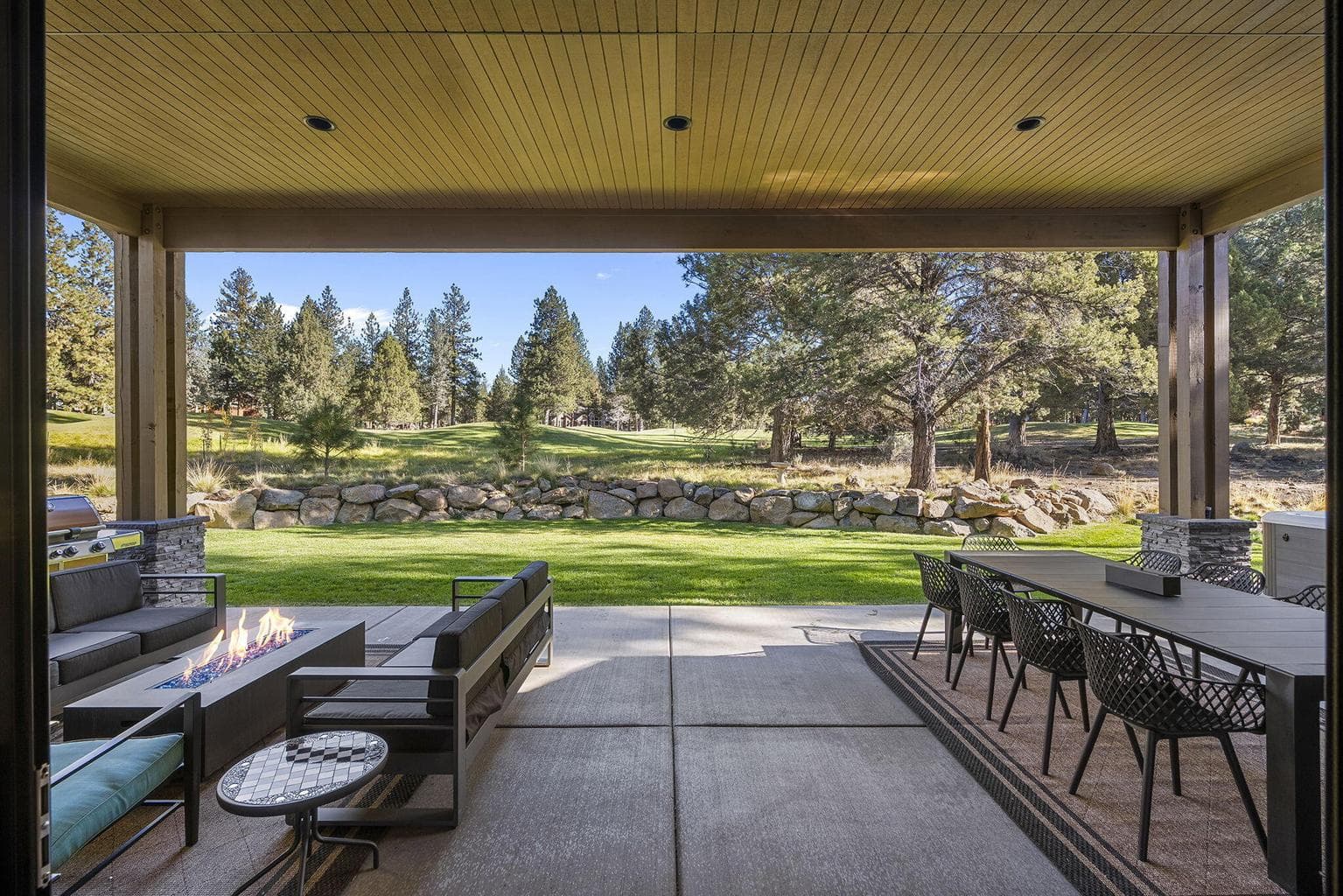 Photo of 16823 Royal Coachman Drive 53 of 104