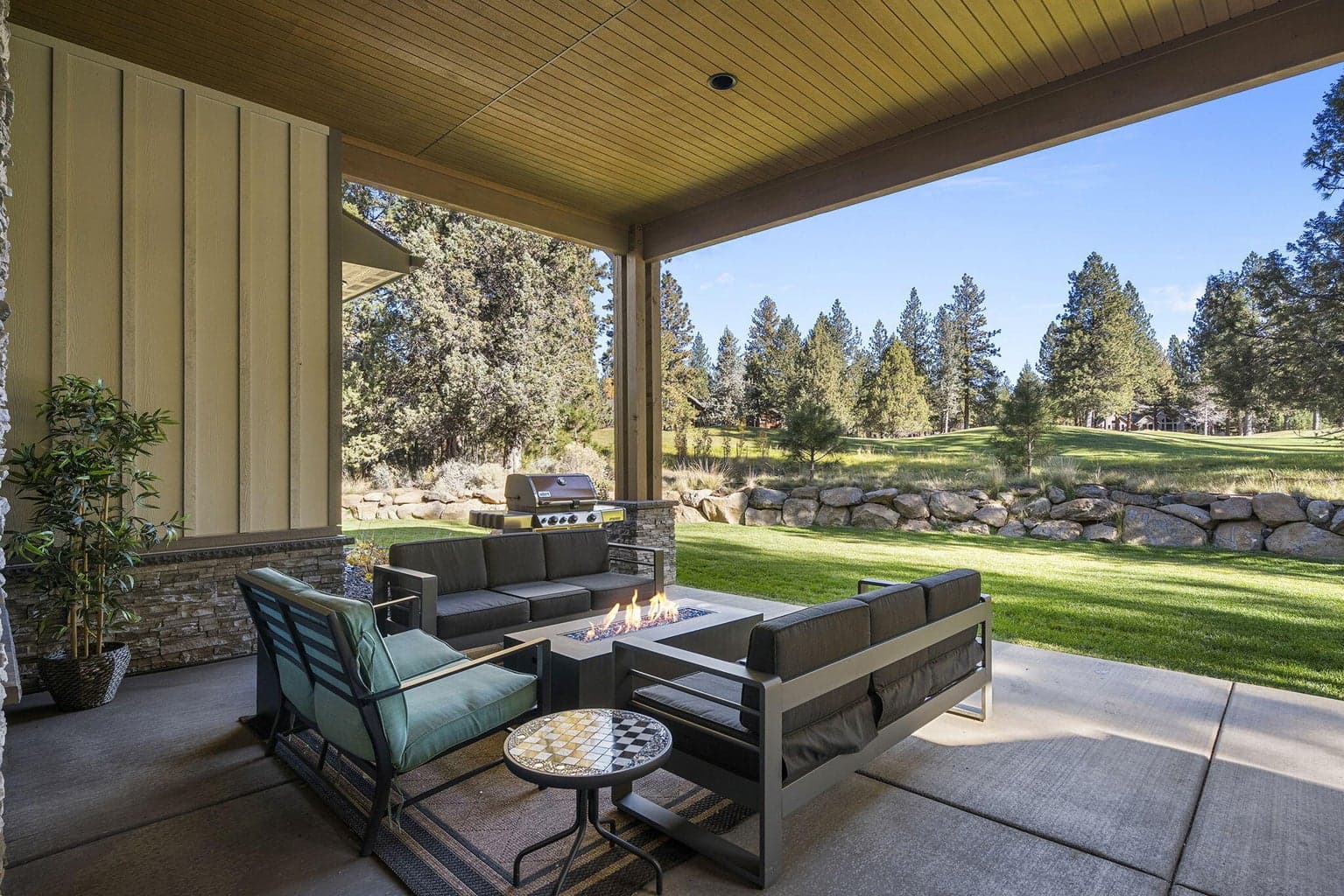 Photo of 16823 Royal Coachman Drive 54 of 104