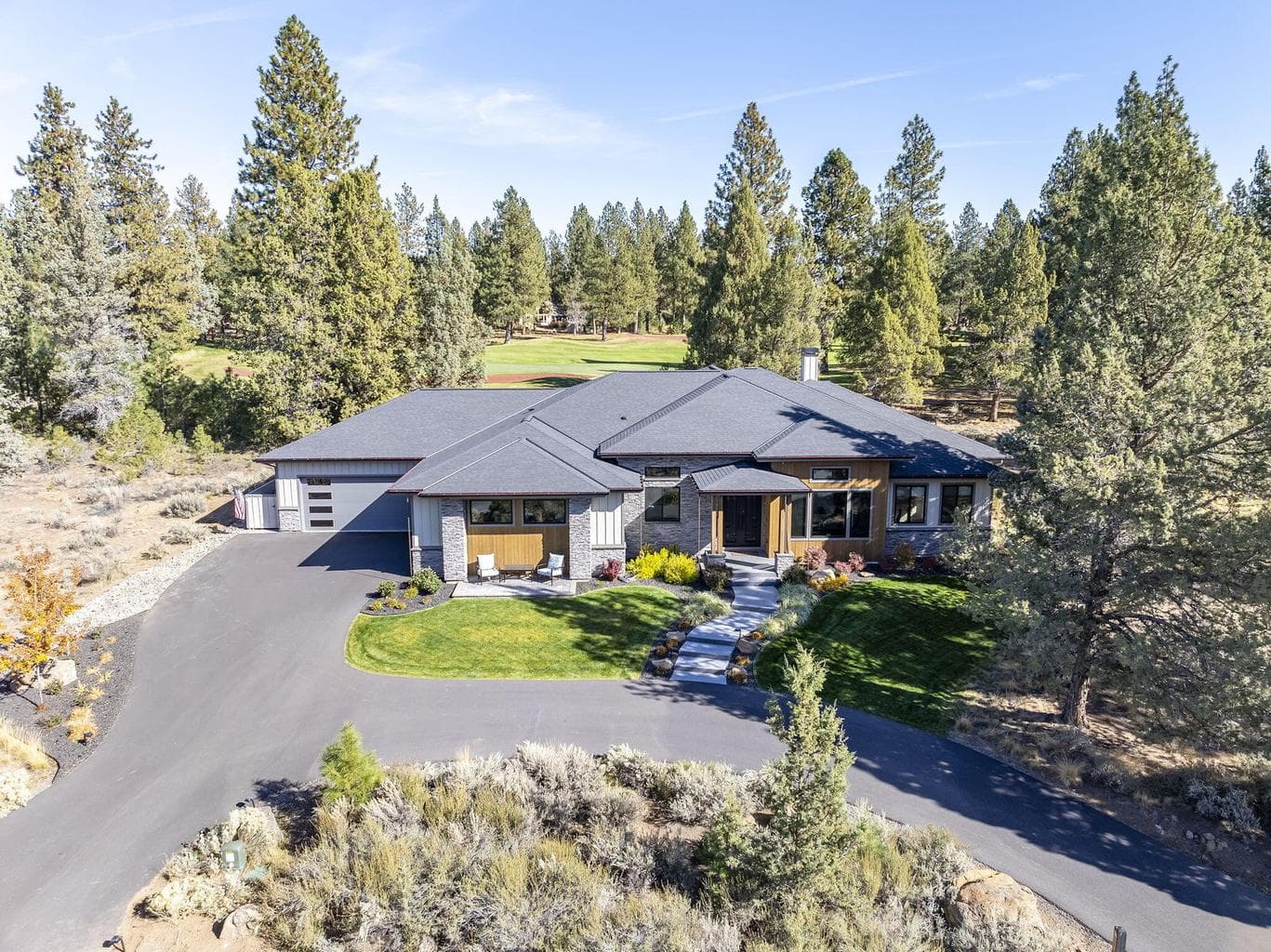 Photo of 16823 Royal Coachman Drive 69 of 104