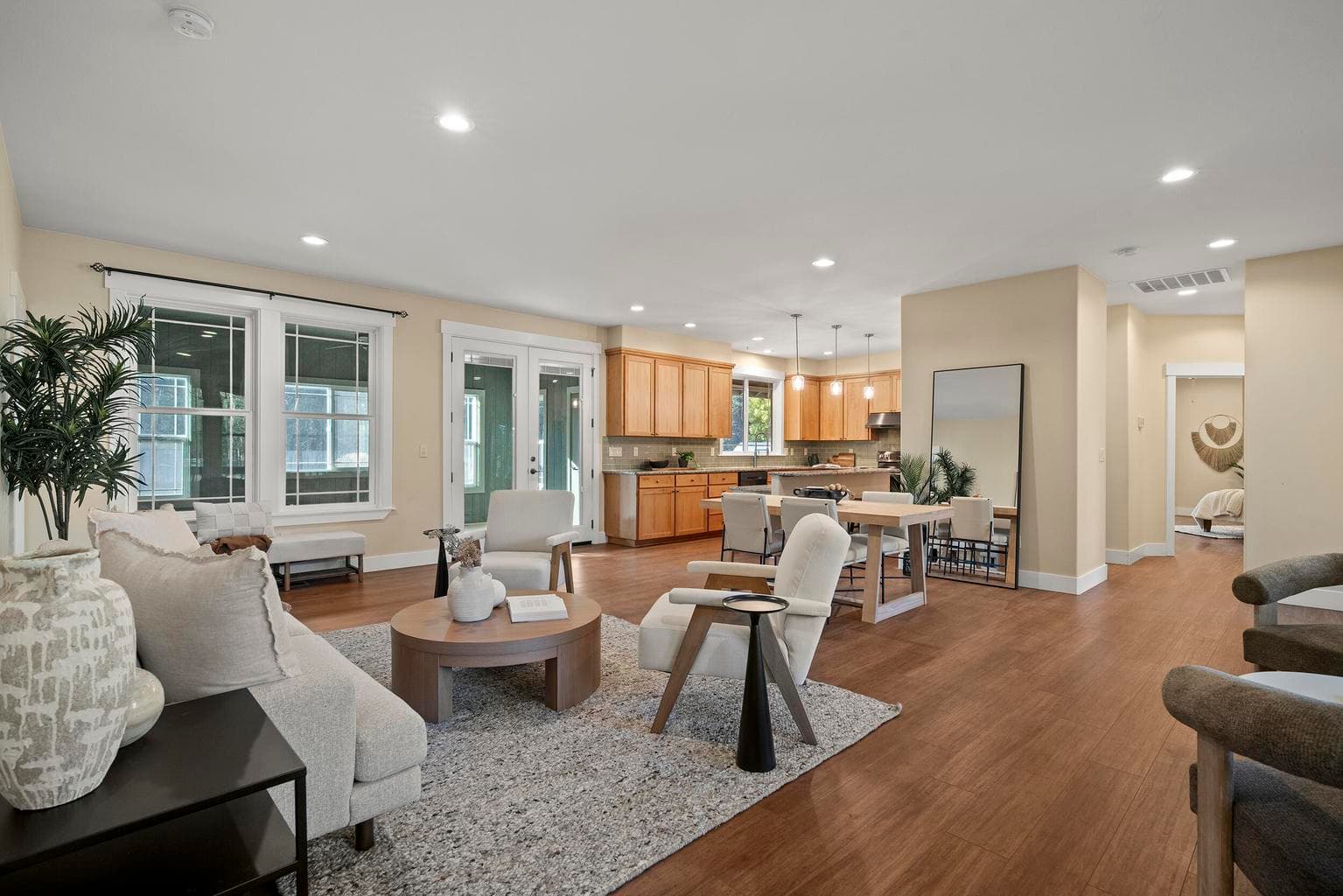 Photo of 16161 Dyke Road 3 of 54
