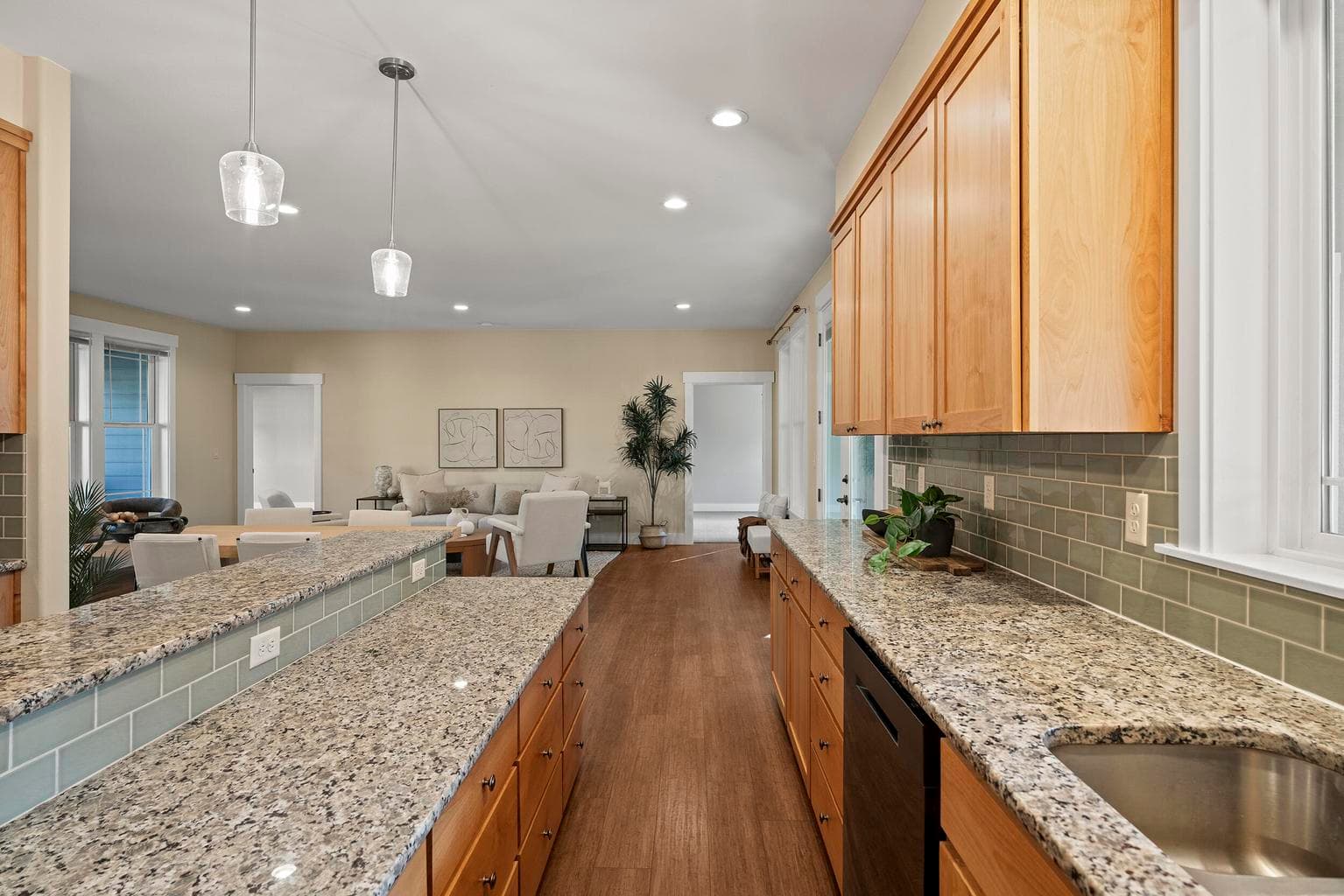 Photo of 16161 Dyke Road 13 of 54