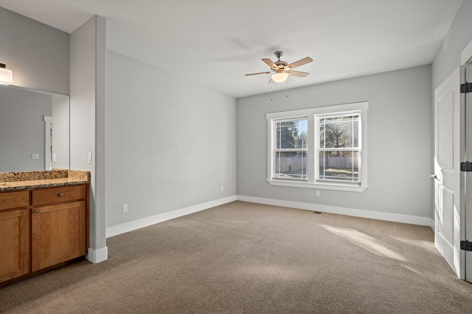 Photo of 16161 Dyke Road 28 of 54