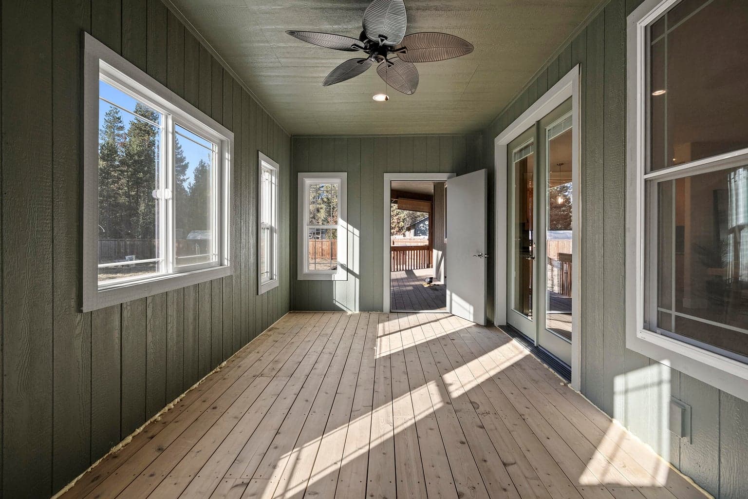Photo of 16161 Dyke Road 34 of 54