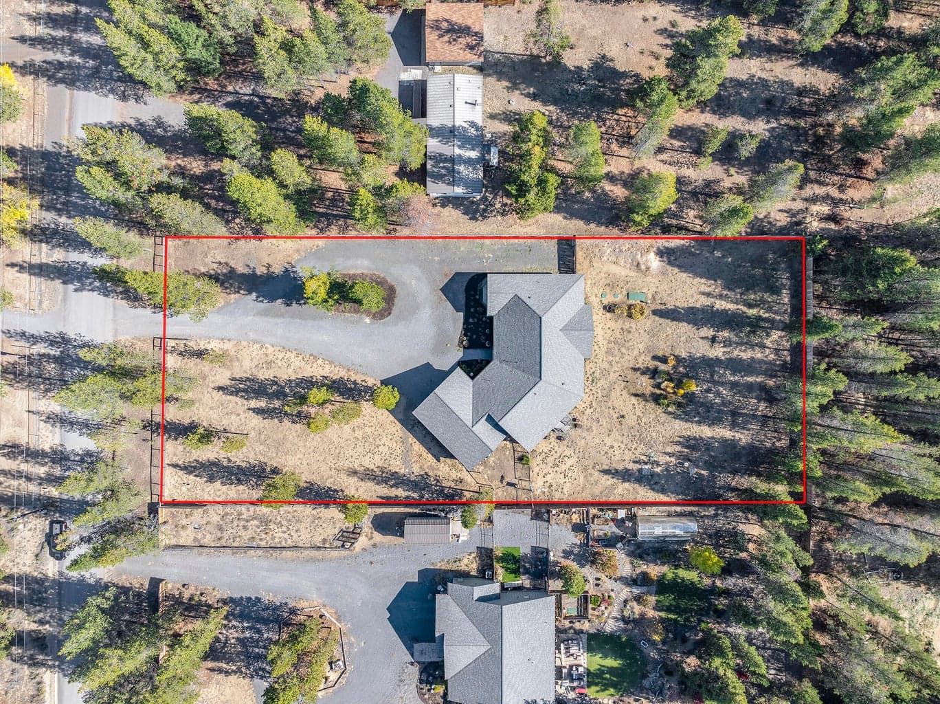 Photo of 16161 Dyke Road 46 of 54