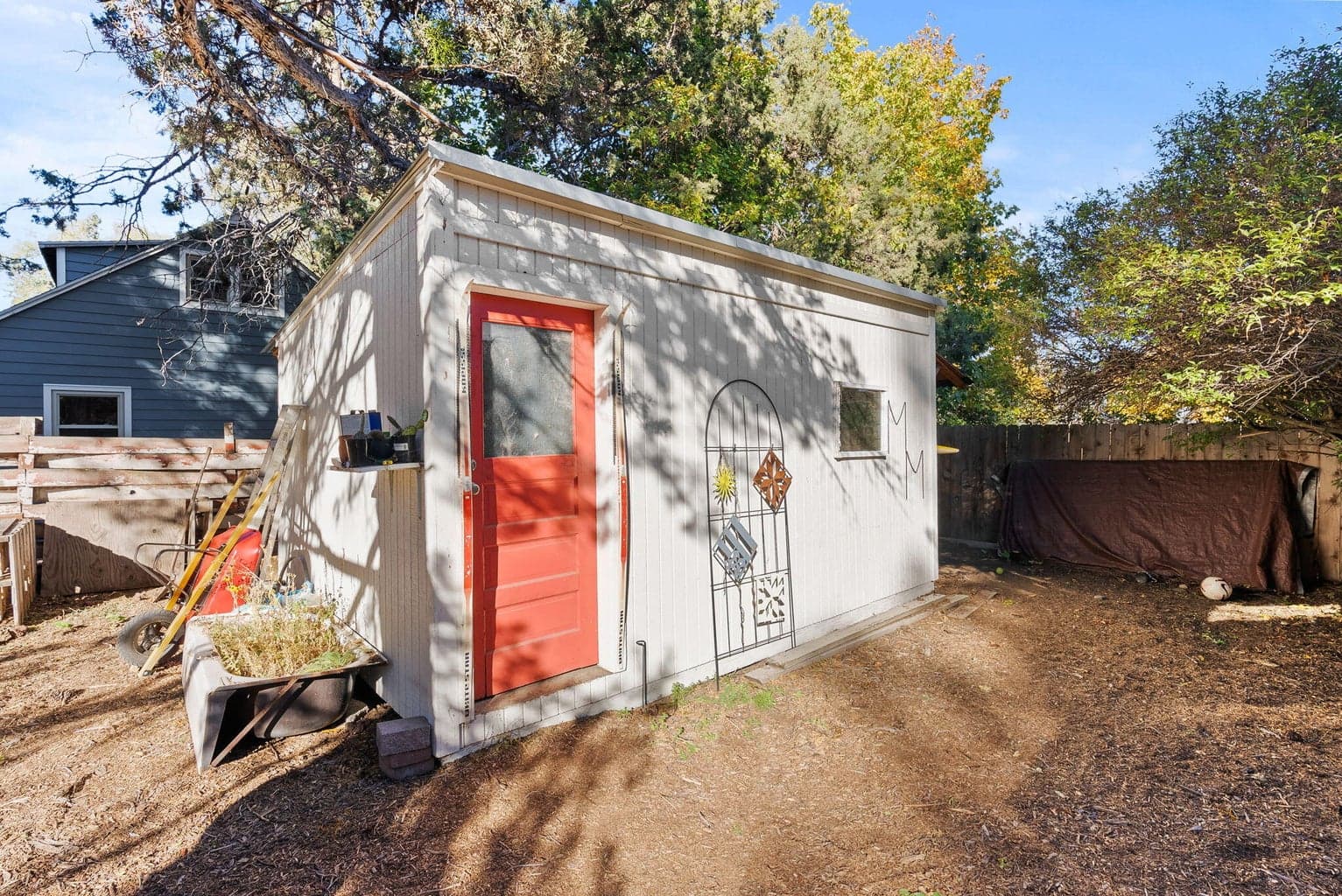 Photo of 845 NE 8th Street 12 of 35