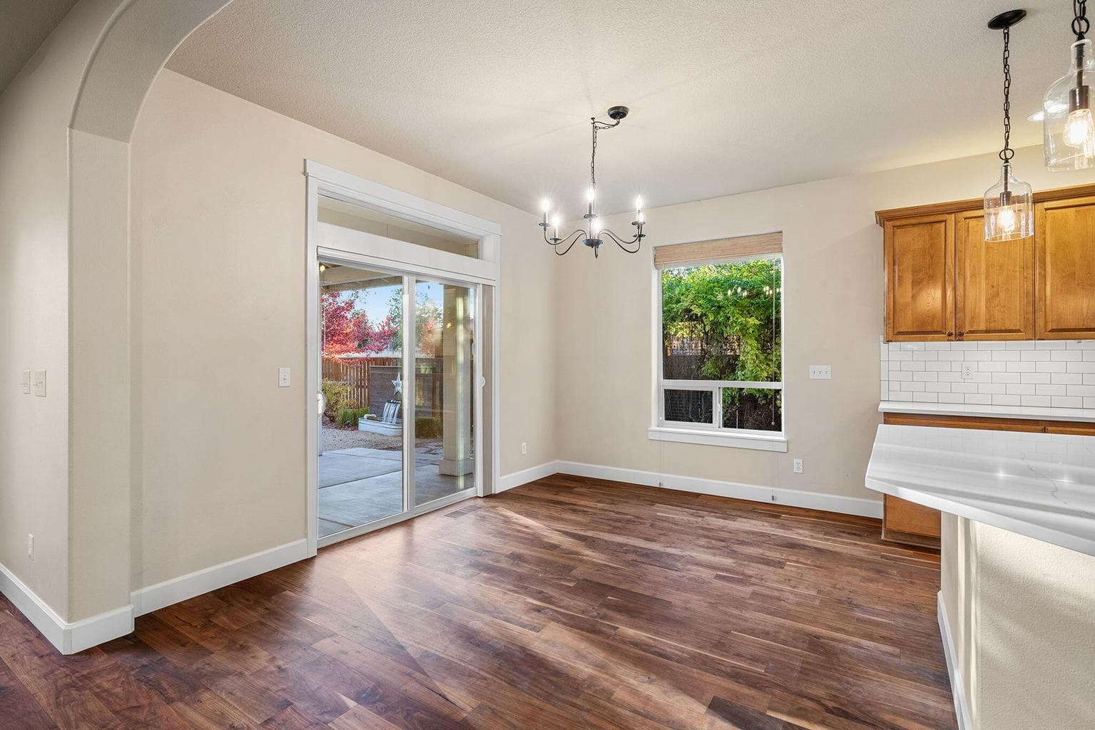 Photo of 647 NW 28th Street 17 of 58