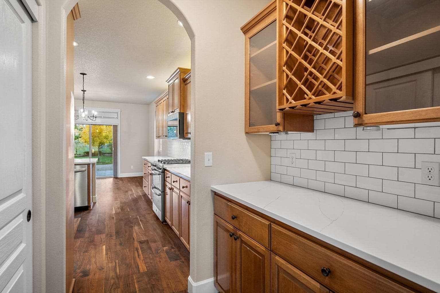 Photo of 647 NW 28th Street 21 of 58