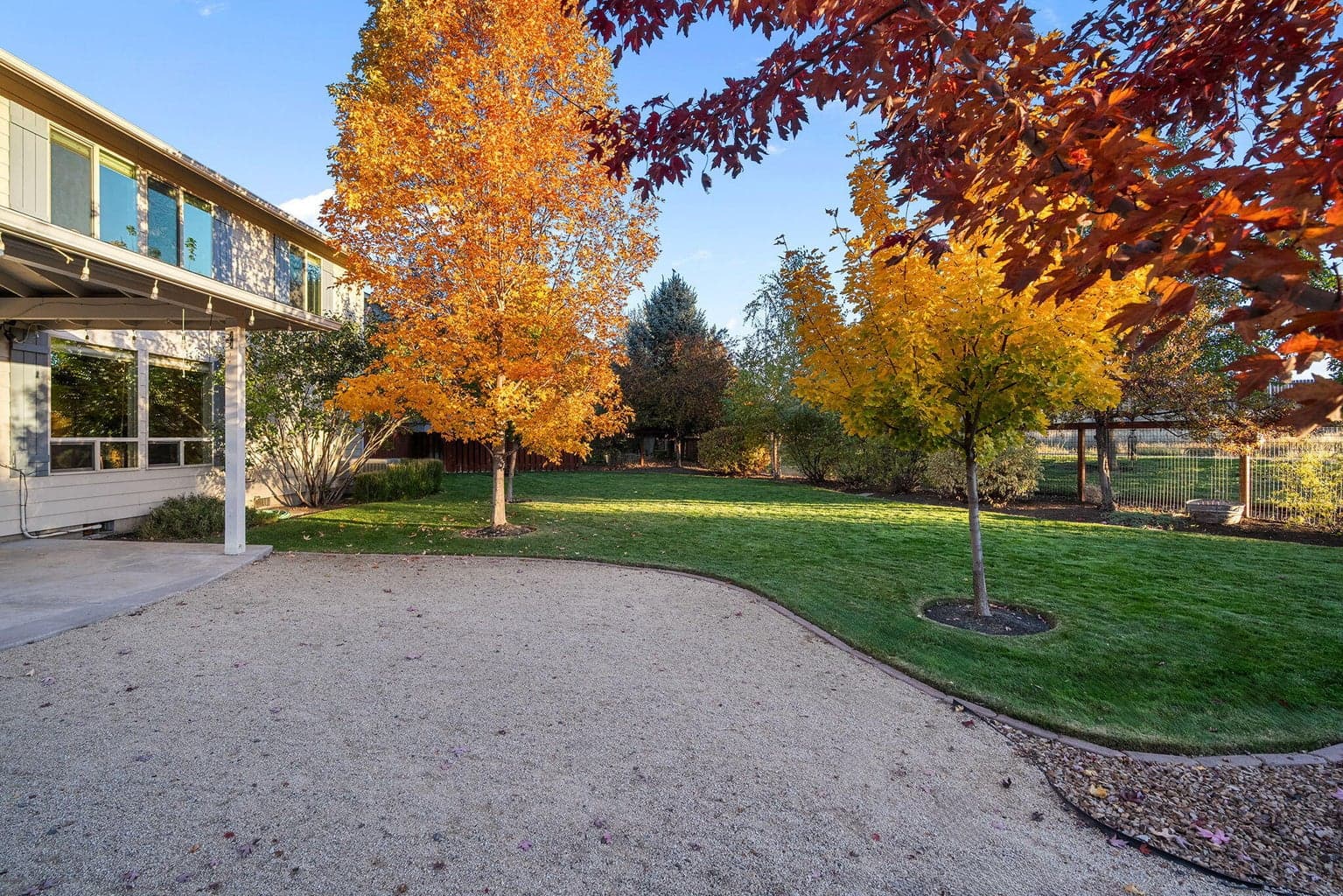 Photo of 647 28th 5 of 58