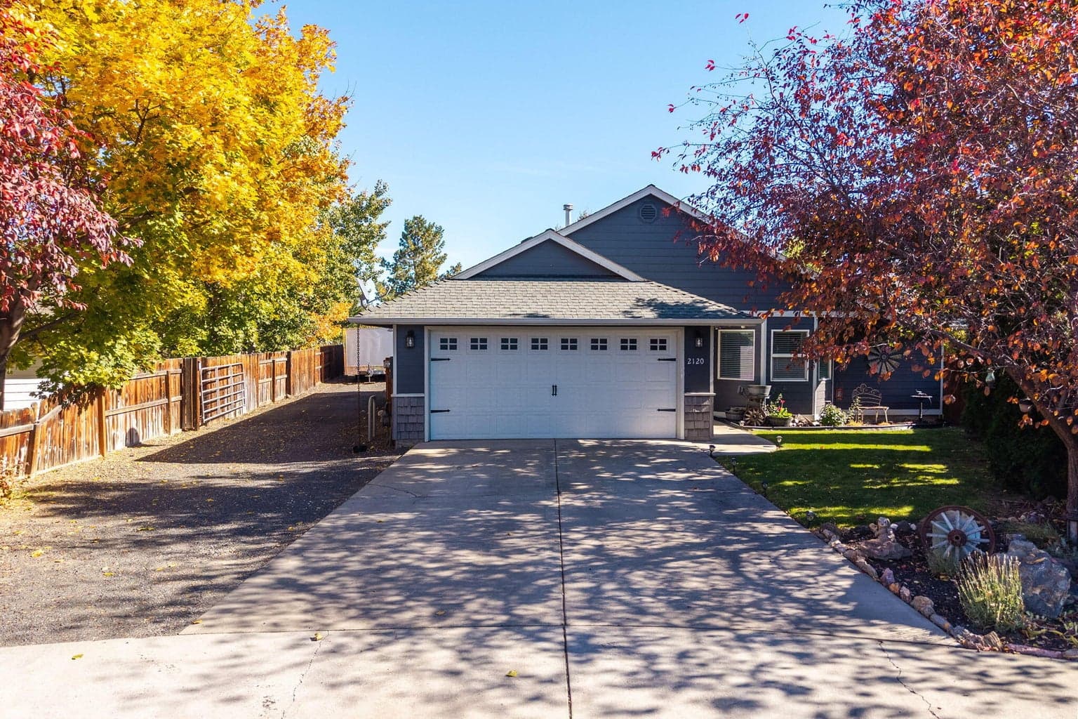 Photo of 2120 Maple Tree 1 of 38