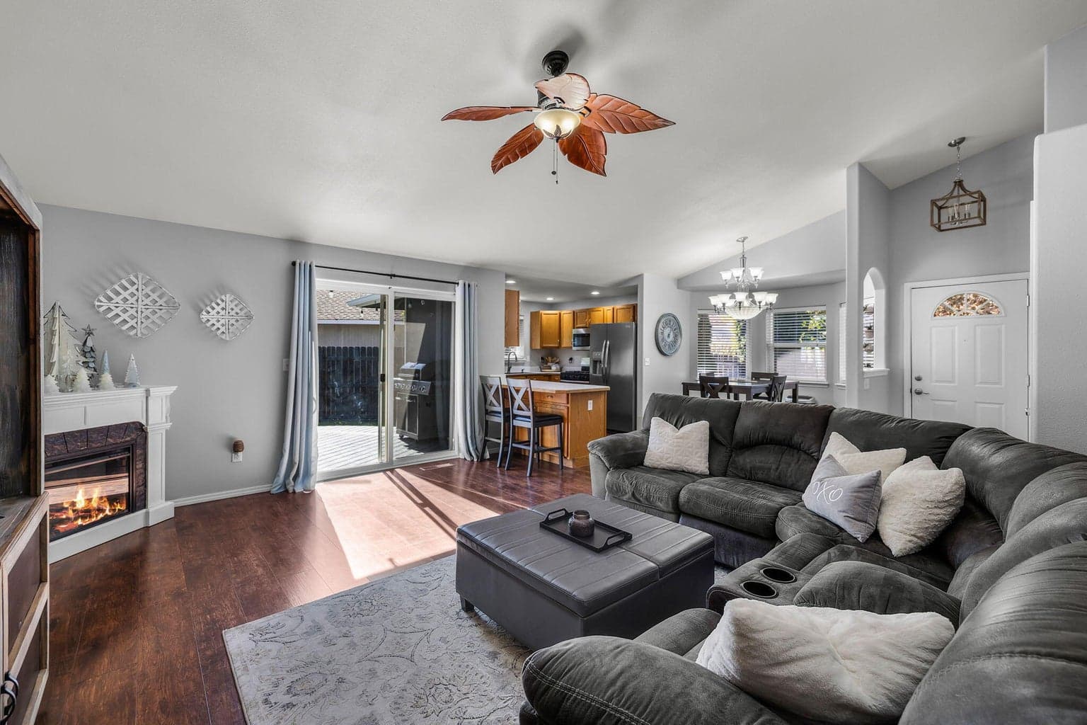 Photo of 2120 Maple Tree Court NW 13 of 38