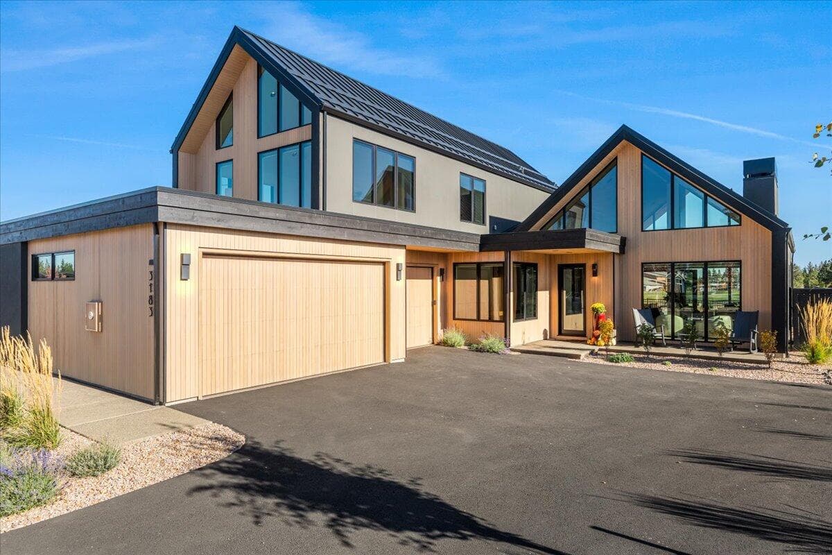 3 car garage