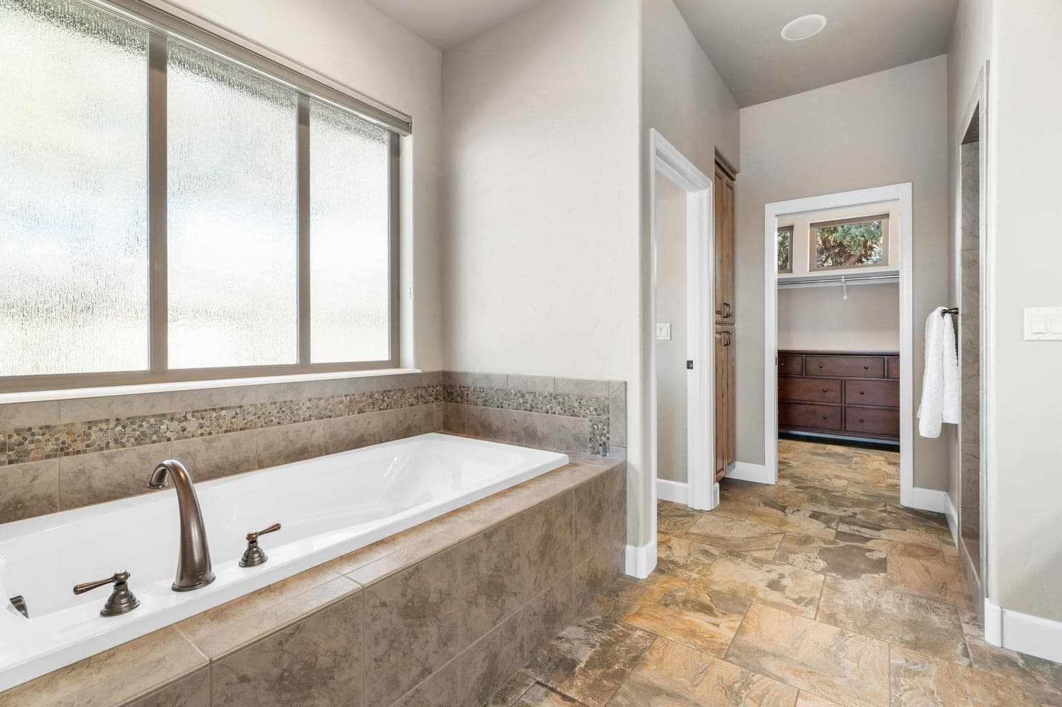 Photo of 1241 TRAIL CREEK Drive 34 of 87