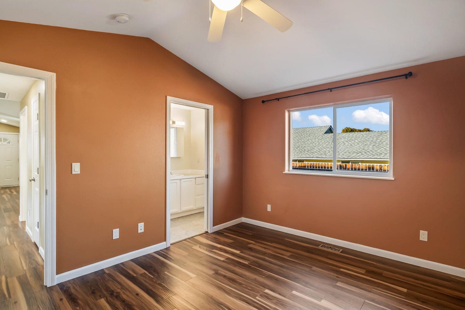 Photo of 2841 SW Pumice Avenue 13 of 27