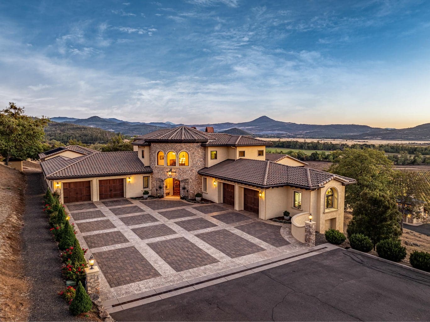 766 Meridian, Eagle Point, 97524