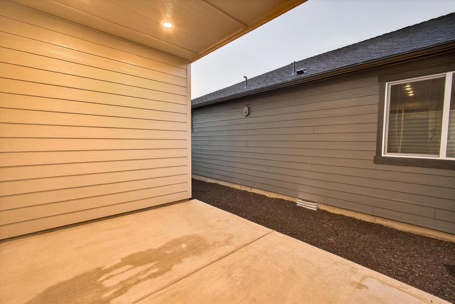 Photo of 20839 SE Caldera Drive 15 of 37