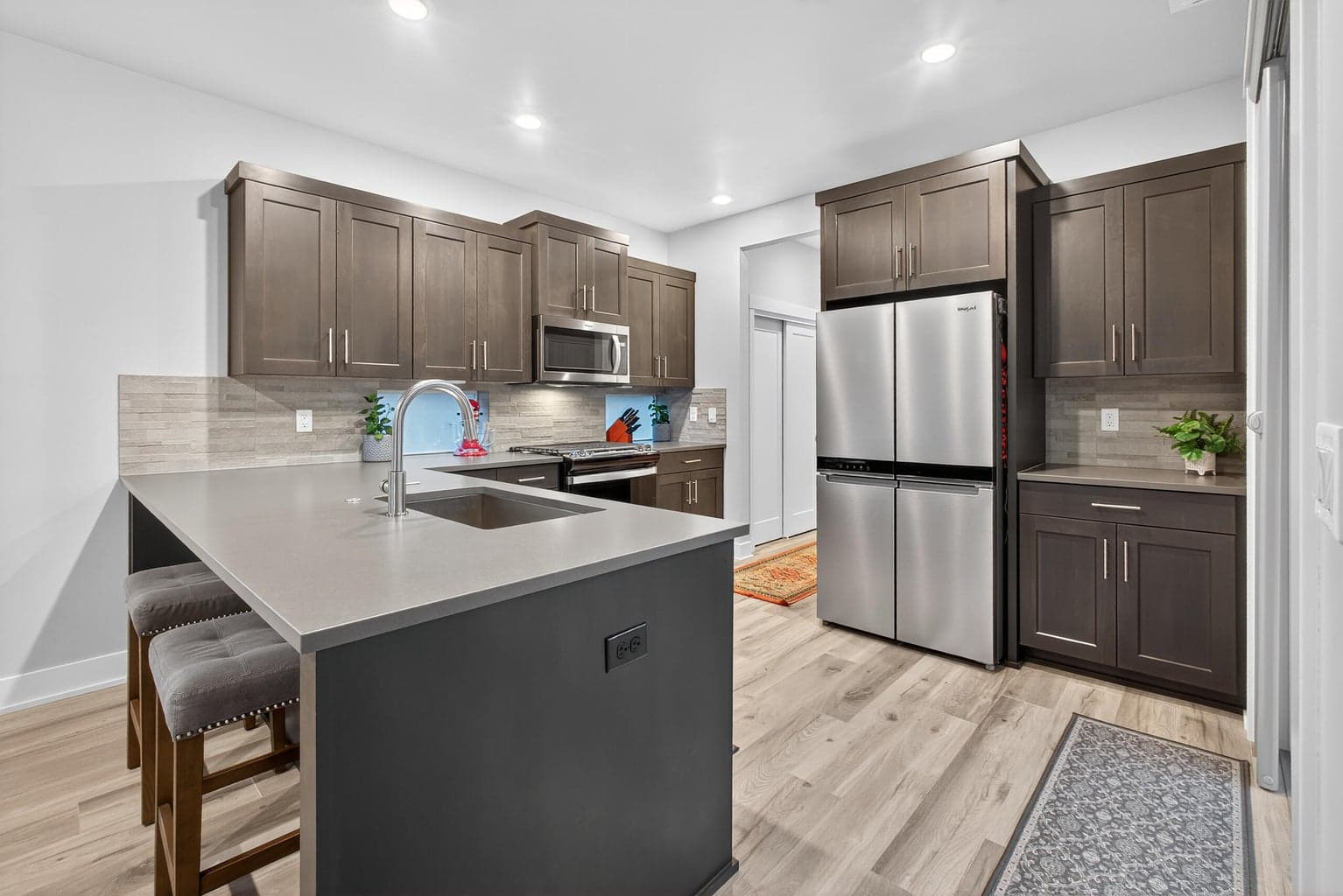 Photo of 20839 SE Caldera Drive 11 of 37