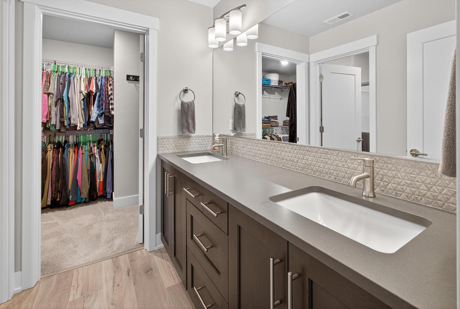 Photo of 20839 SE Caldera Drive 26 of 37