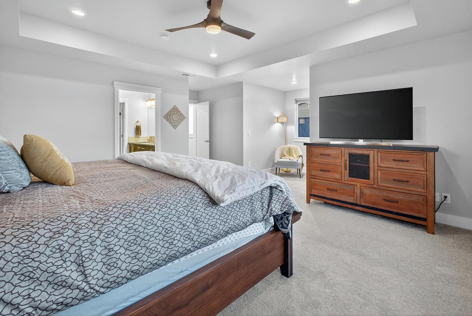 Photo of 20839 SE Caldera Drive 22 of 37