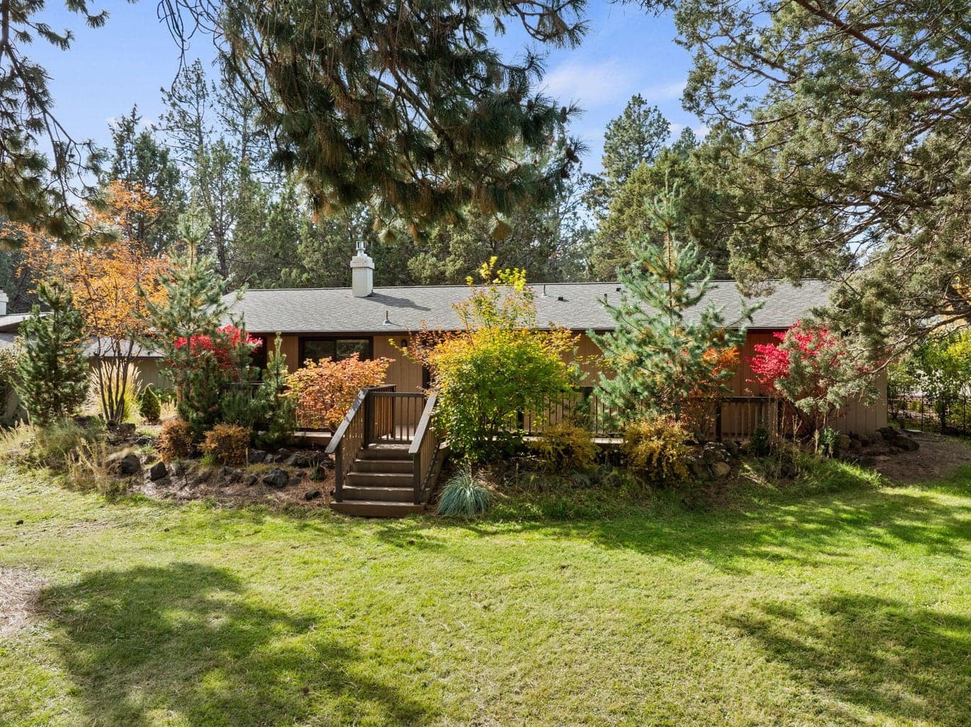 Photo of 61450 Little John Lane 28 of 32