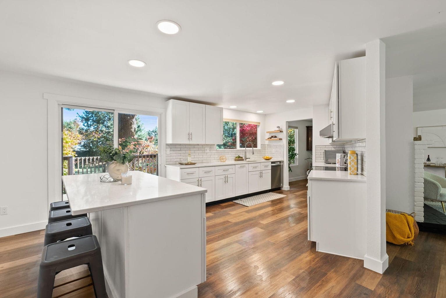 Photo of 61450 Little John Lane 10 of 32
