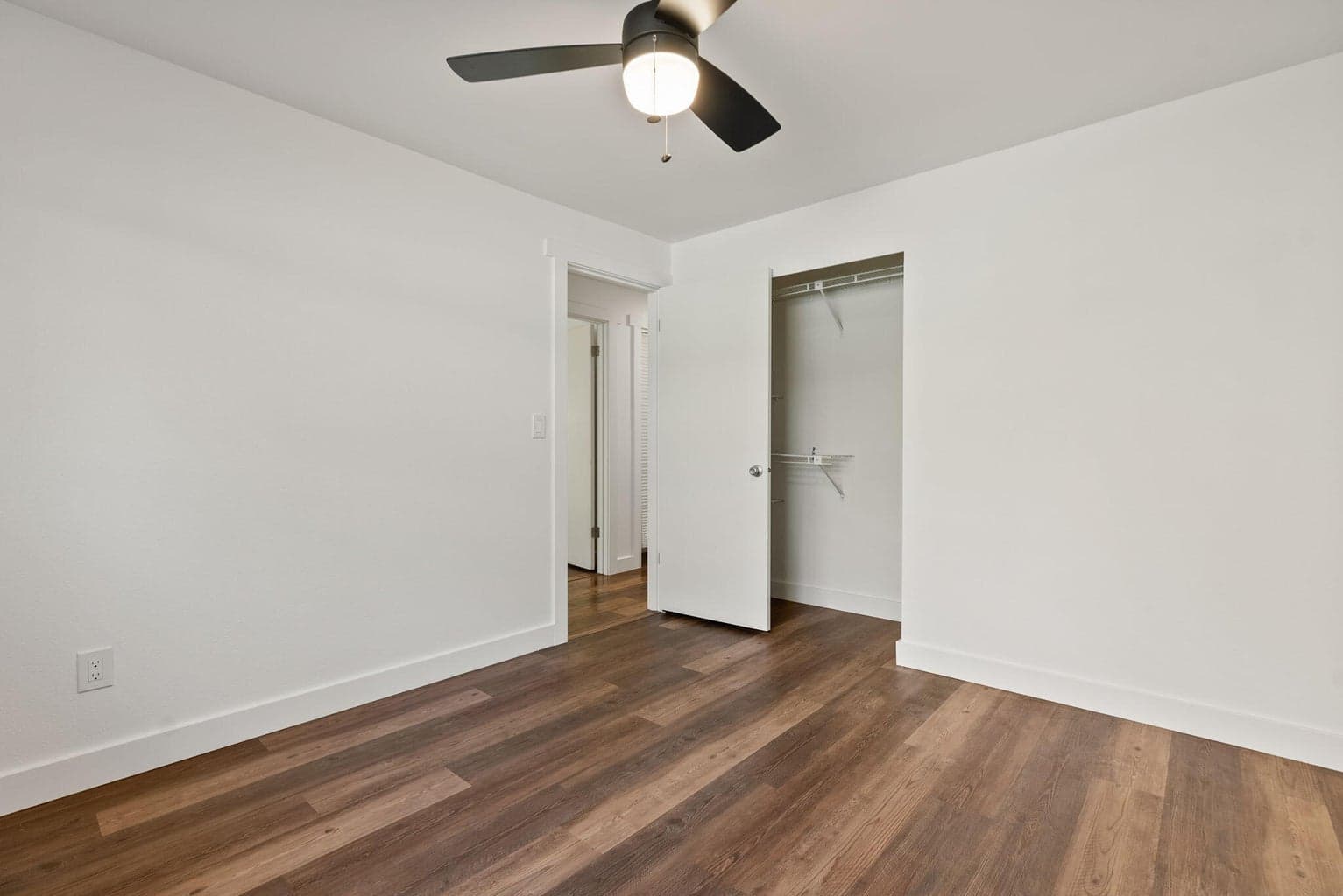 Photo of 61450 Little John Lane 18 of 32