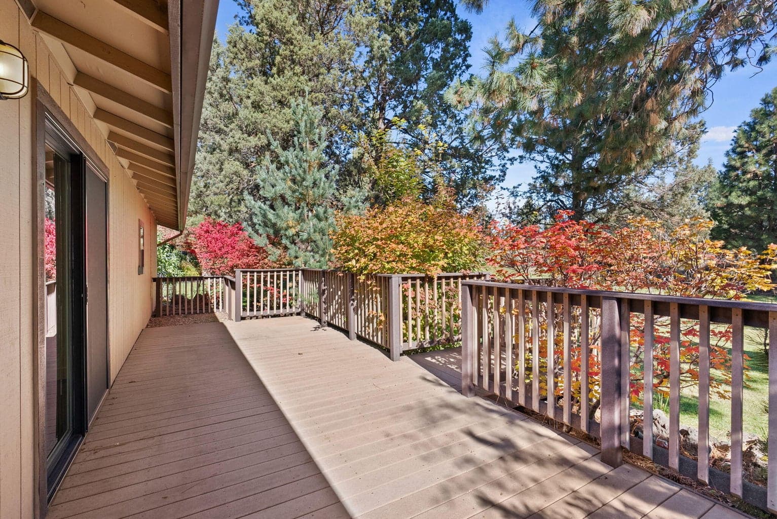 Photo of 61450 Little John Lane 12 of 32
