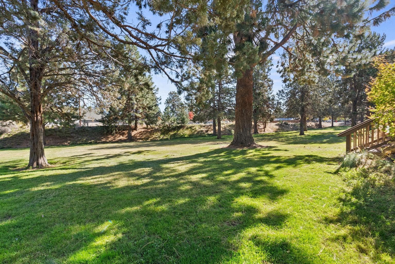 Photo of 61450 Little John Lane 26 of 32