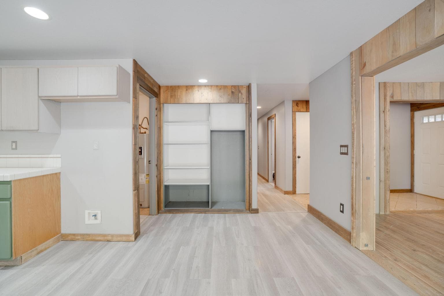 Photo of 50732 S Fawn Drive 10 of 29