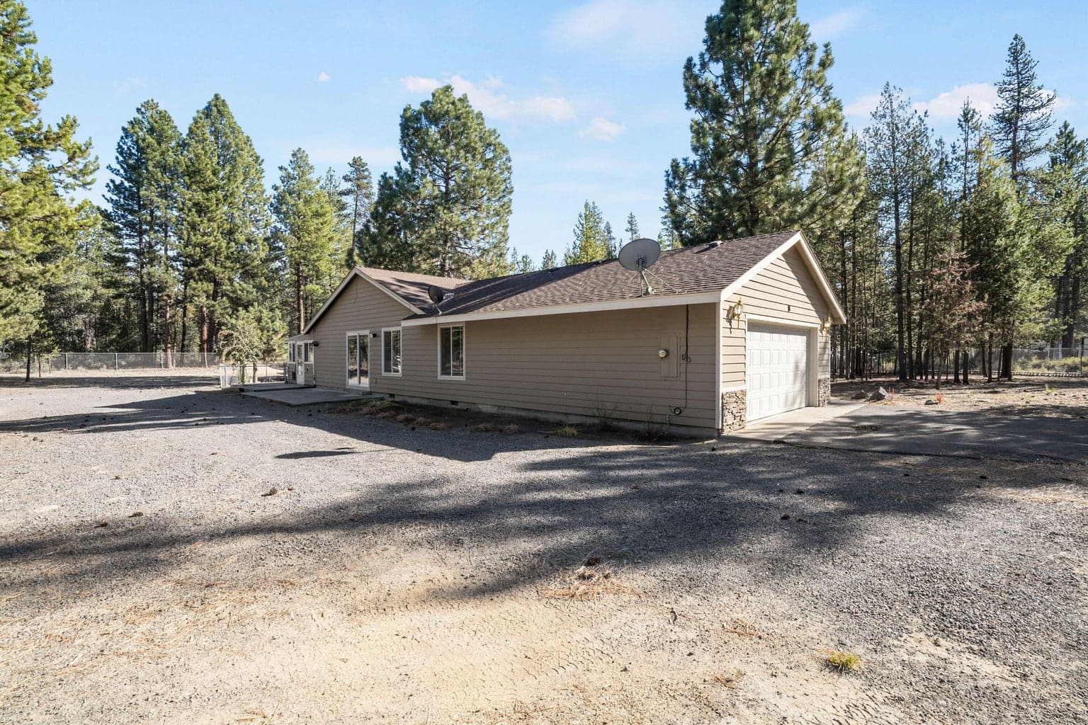 Photo of 50732 S Fawn Drive 26 of 29