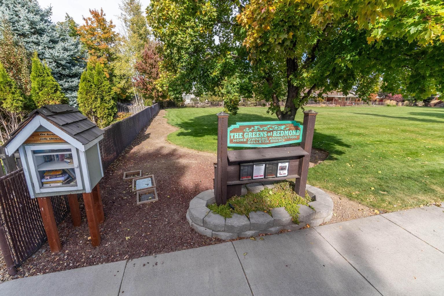 community park area behind the home.