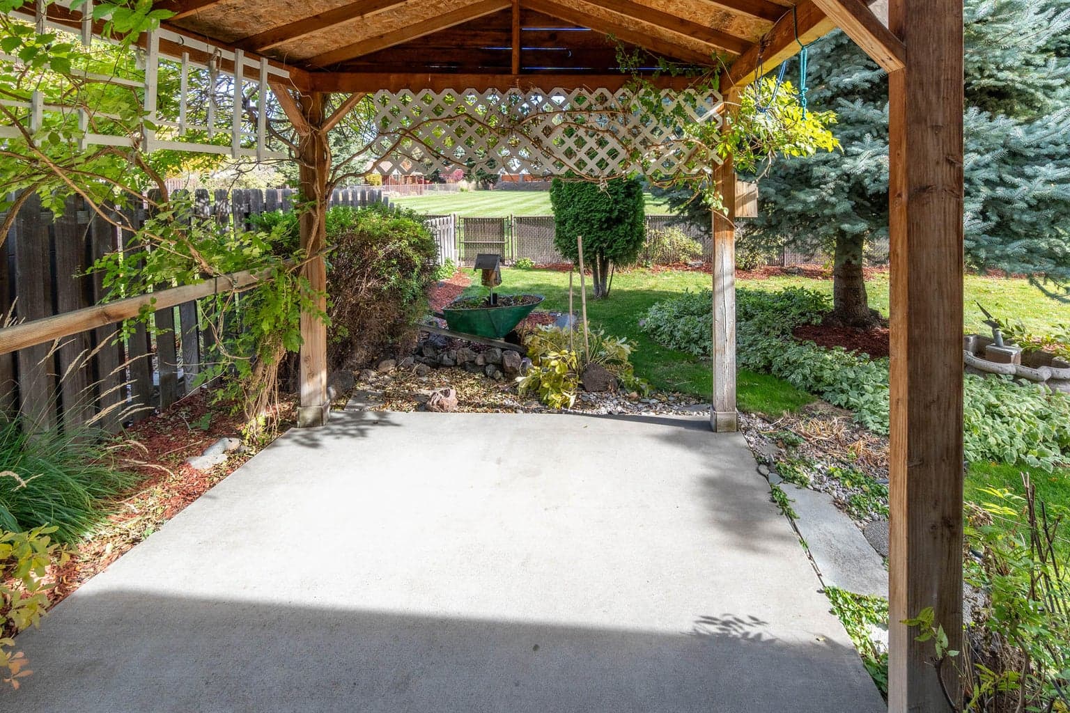 Covered back patio area
