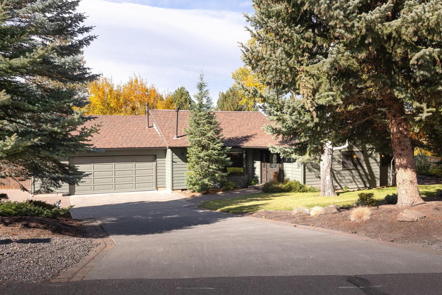 Photo of 61159 Ladera 1 of 46