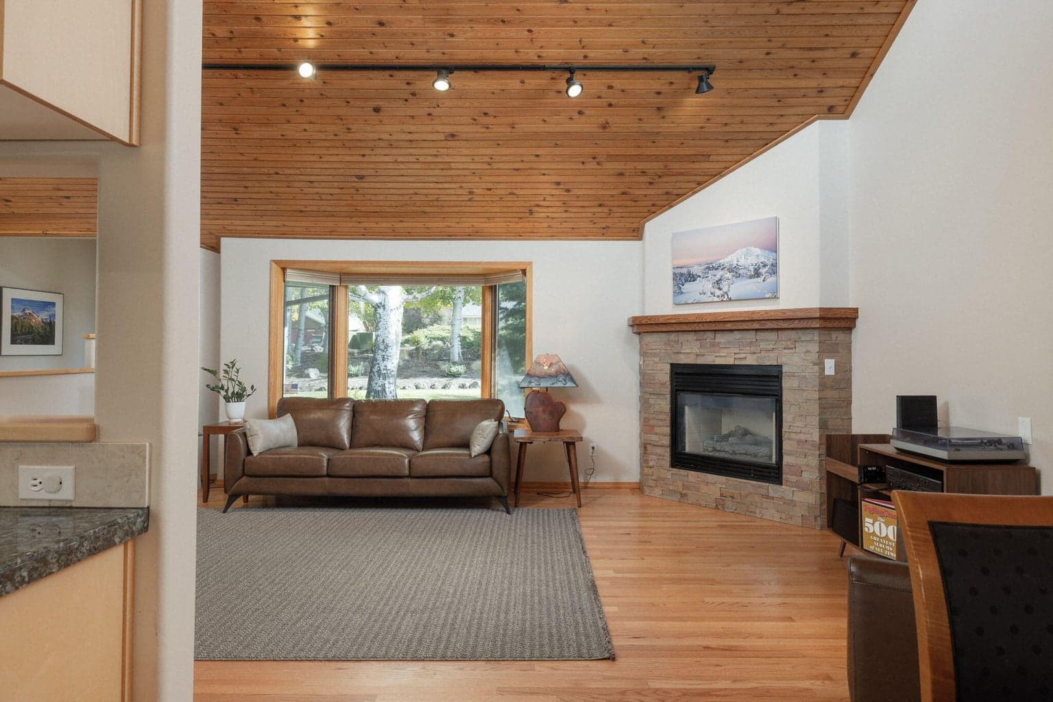 Photo of 61159 Ladera Road 9 of 46