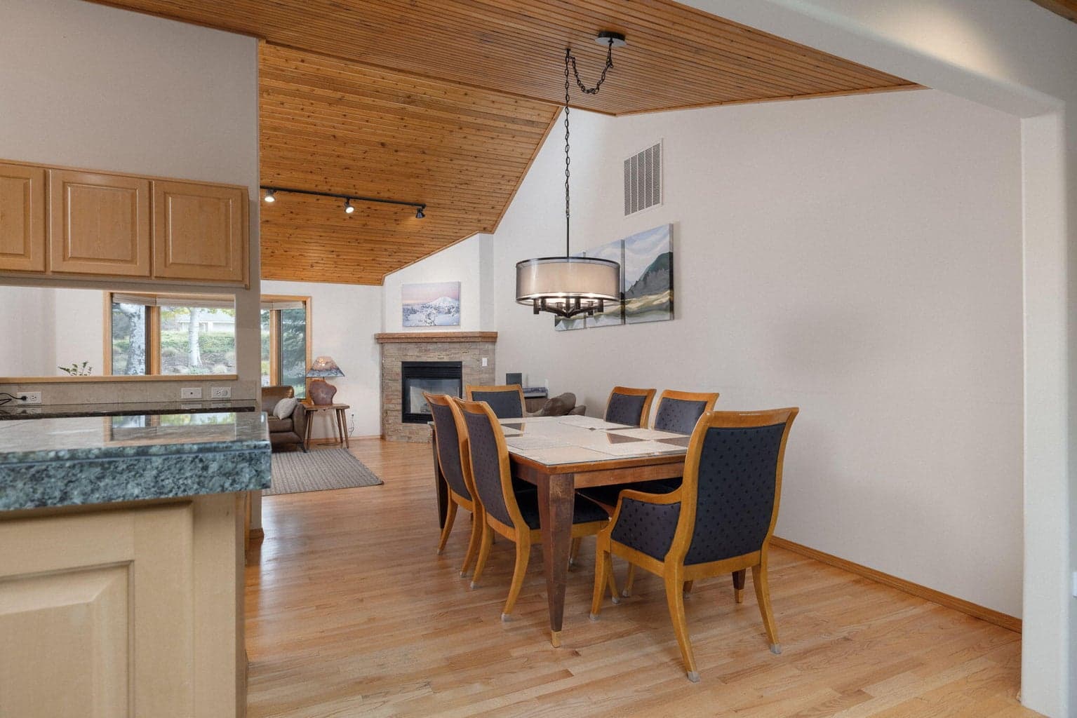 Photo of 61159 Ladera Road 10 of 46