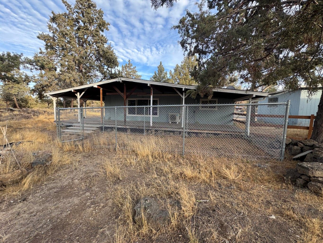 Photo of 963 55th 5 of 34