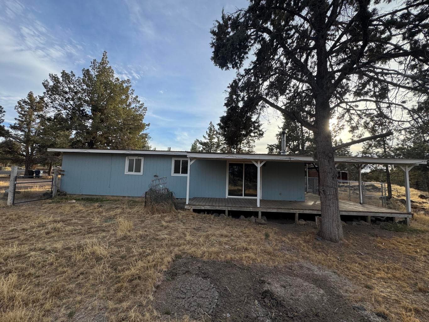 Photo of 963 55th 3 of 34