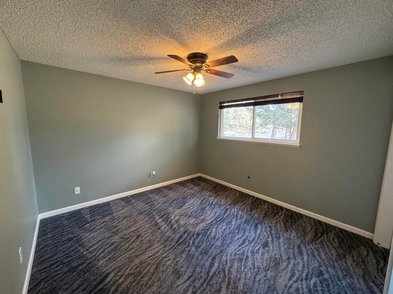 Photo of 963 NW 55th Street 18 of 34