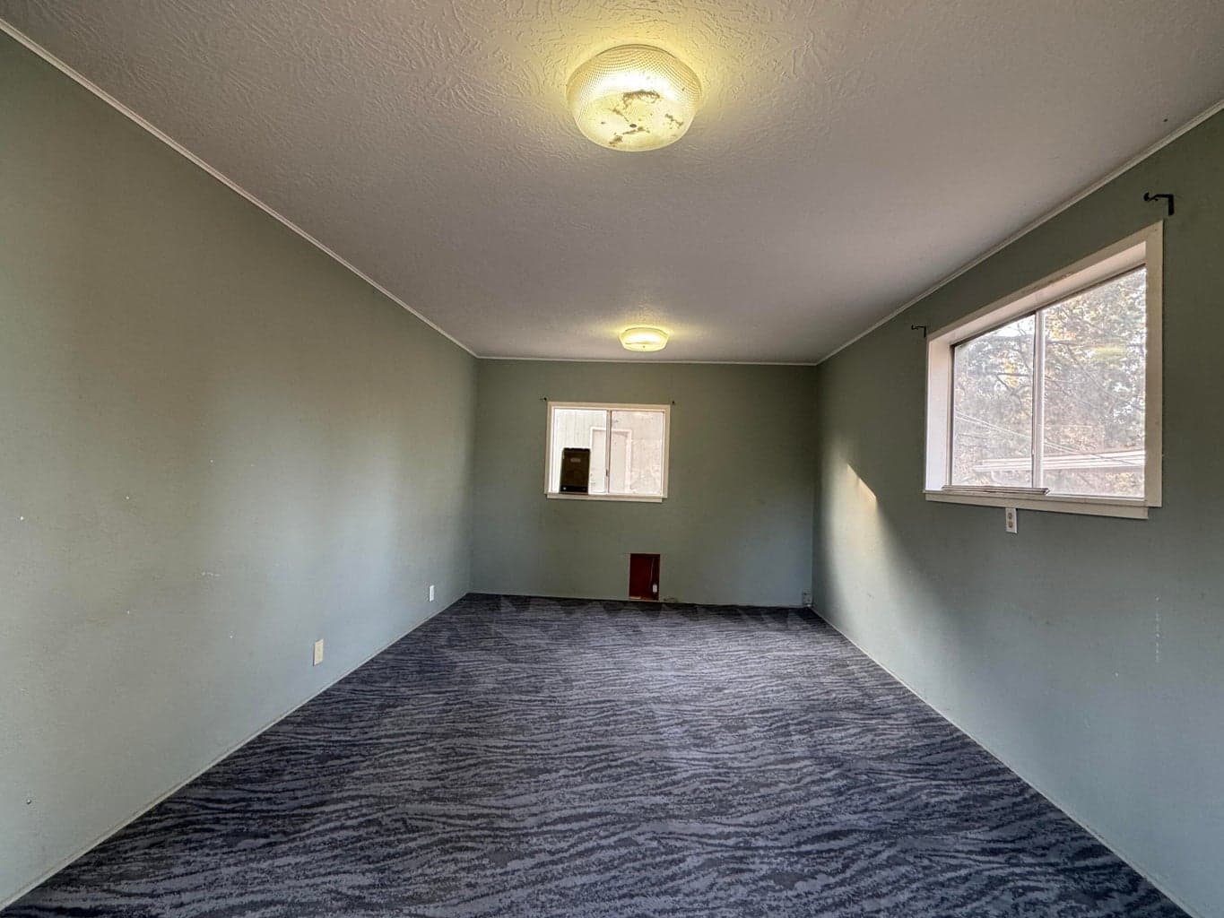 Photo of 963 NW 55th Street 25 of 34