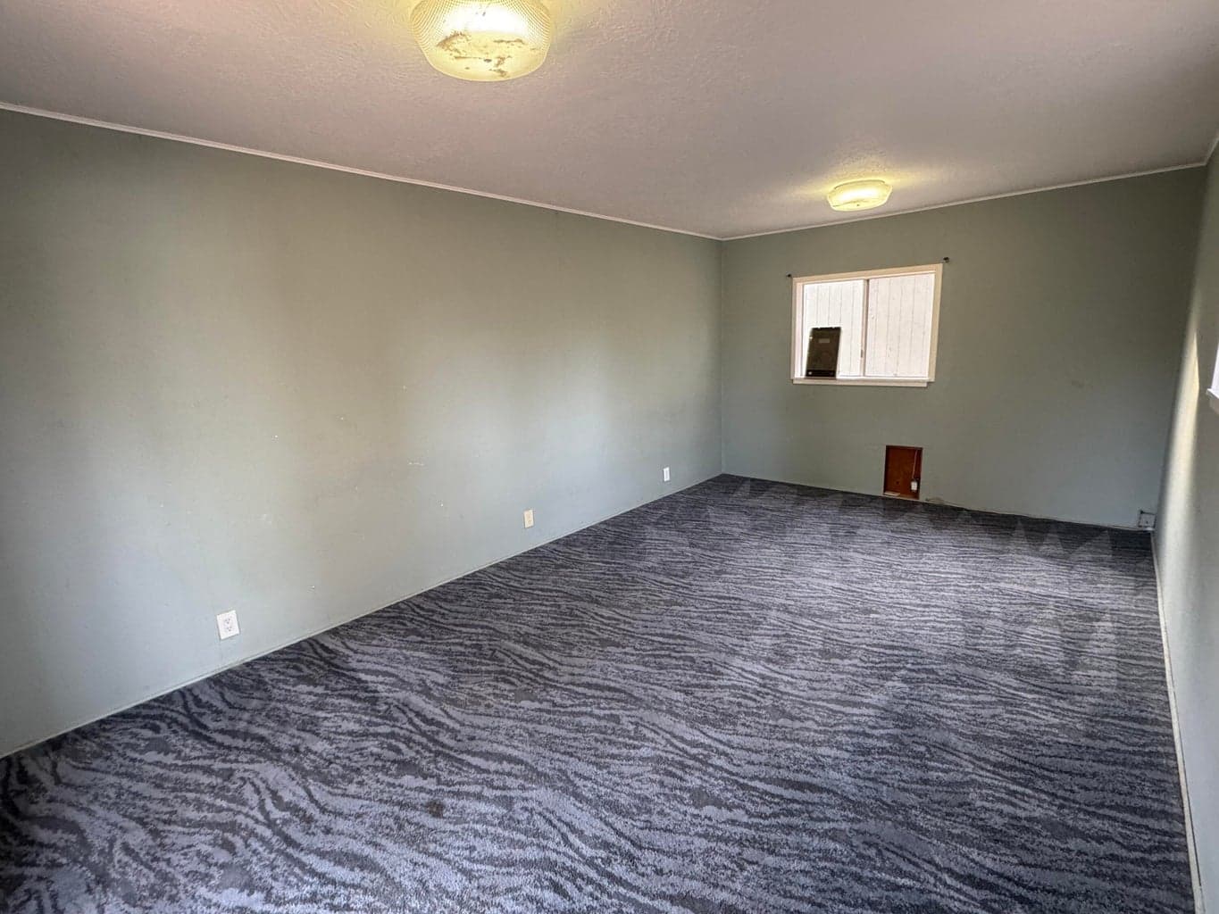 Photo of 963 NW 55th Street 26 of 34