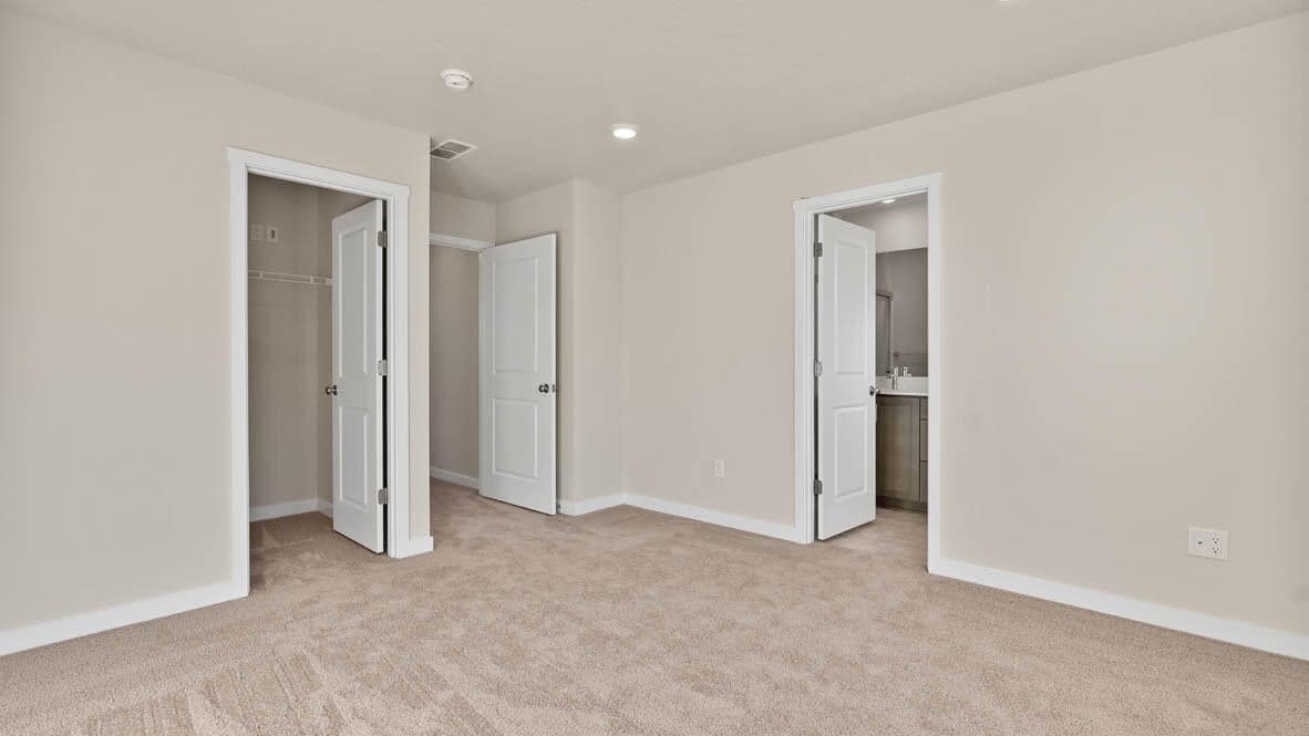 Photo of 21624 SE Fuji Drive 17 of 30