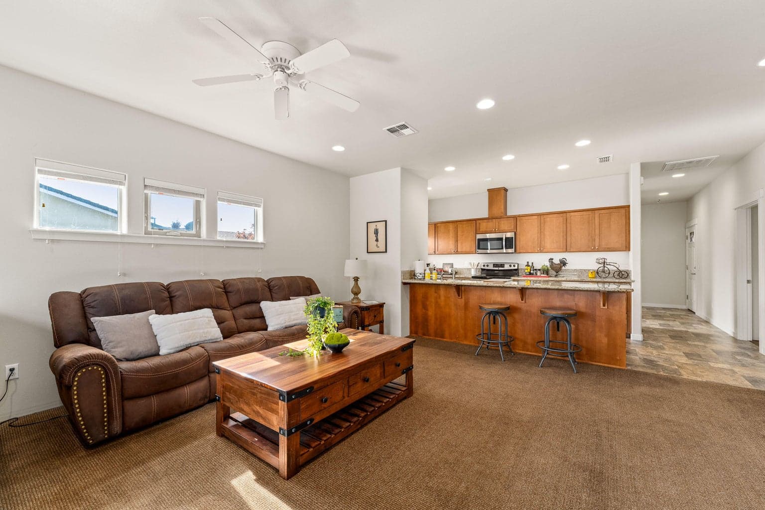 Photo of 753 Kinsington 5 of 16