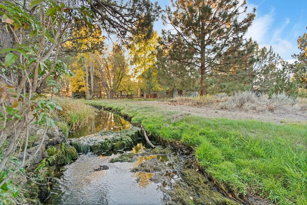 Photo of 62804 Montara Drive 11 of 56
