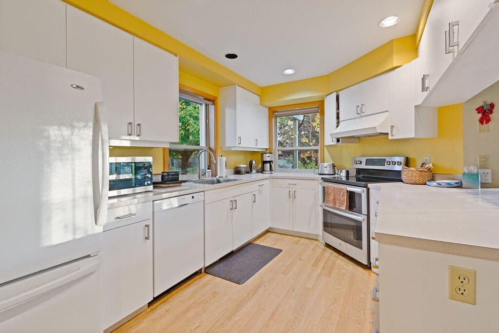 Photo of 62804 Montara Drive 21 of 56