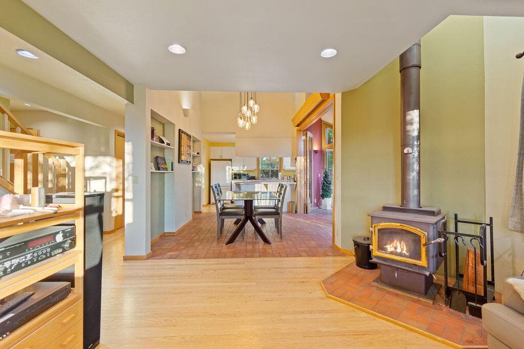 Photo of 62804 Montara Drive 25 of 56