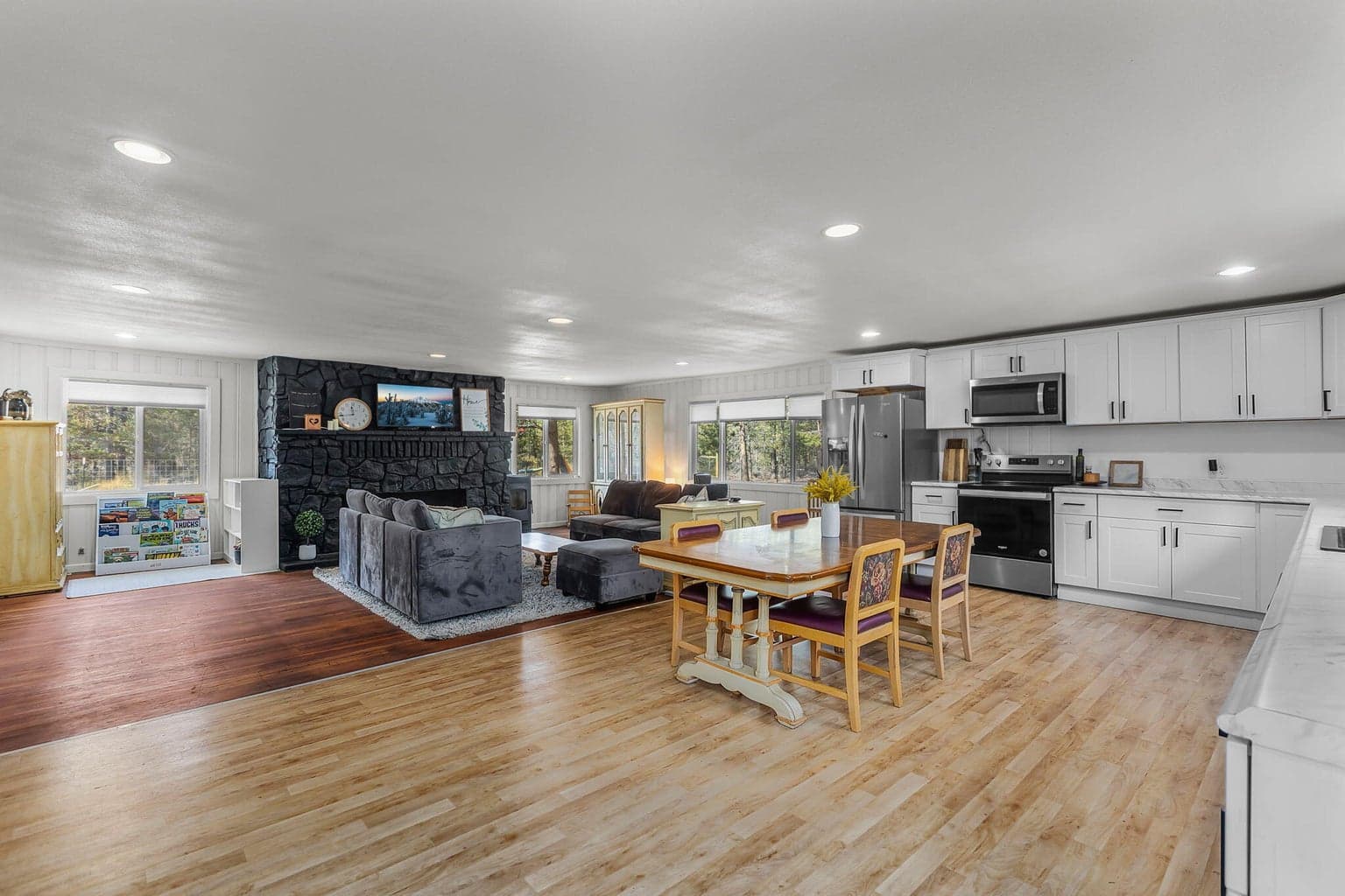 Photo of 51273 Parker Road 8 of 33